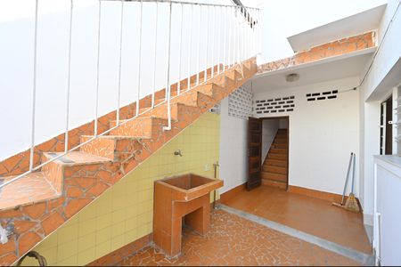 Casa para alugar com 130m², 4 quartos e 2 vagasLavanderia Casa 2