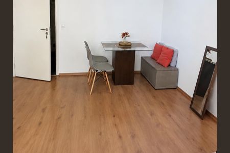 Sala de apartamento à venda com 2 quartos, 52m² em Jardim Brasil (Zona Norte), São Paulo