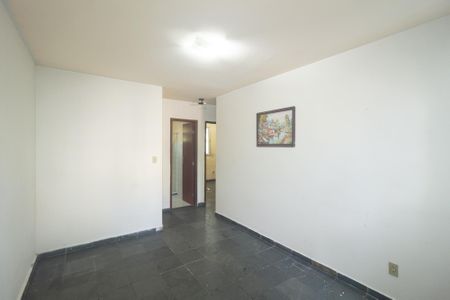 Sala de apartamento para alugar com 2 quartos, 50m² em Campo Grande, Rio de Janeiro