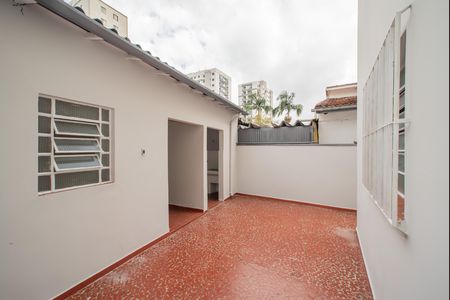 Casa para alugar com 150m², 3 quartos e 2 vagas Casa para alugar com 150m², 3 quartos e 2 vagasQuintal