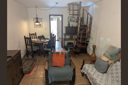 Casa à venda com 2 quartos, 102m² em Santo Amaro, São Paulo
