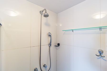 Apartamento à venda com 65m², 2 quartos e 1 vagaDetalhe Banheiro - Suíte