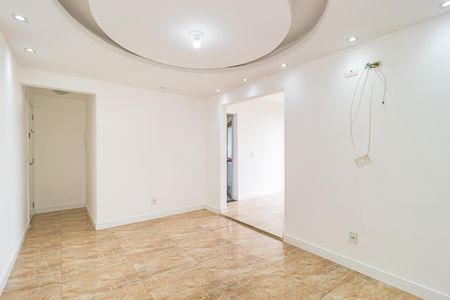 Apartamento à venda com 65m², 2 quartos e 1 vagaSala