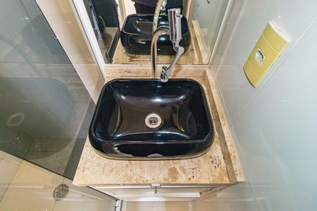 Apartamento à venda com 65m², 2 quartos e 1 vagaDetalhe Banheiro - Suíte