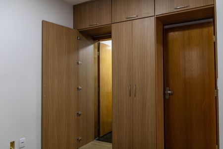 Apartamento para alugar com 95m², 2 quartos e 2 vagas Apartamento para alugar com 95m², 2 quartos e 2 vagasSuíte
