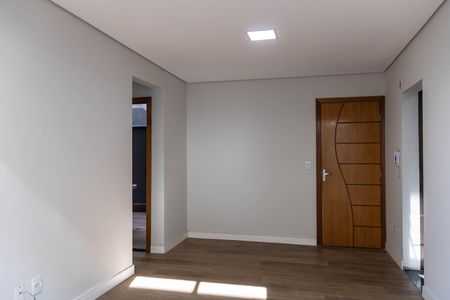Sala de apartamento para alugar com 2 quartos, 95m² em Cinquentenario, Belo Horizonte