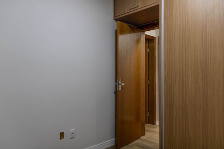 Apartamento para alugar com 95m², 2 quartos e 2 vagas Apartamento para alugar com 95m², 2 quartos e 2 vagasQuarto