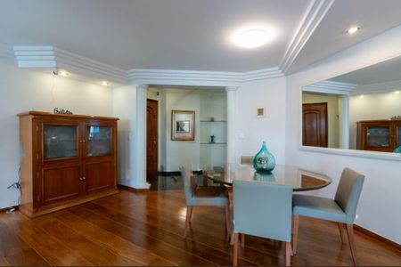 Apartamento à venda com 4 quartos, 146m² em Vila Olímpia, São Paulo