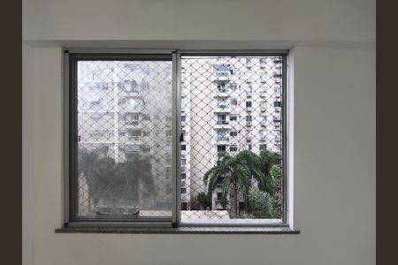 Apartamento para alugar com 68m², 2 quartos e 1 vaga