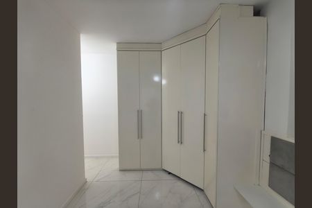 Apartamento para alugar com 68m², 2 quartos e 1 vaga