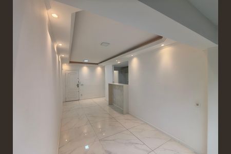 Apartamento para alugar com 68m², 2 quartos e 1 vaga