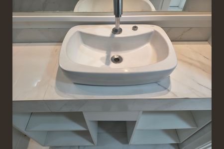 Apartamento para alugar com 68m², 2 quartos e 1 vaga