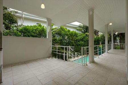 Casa à venda com 575m², 4 quartos e 10 vagas