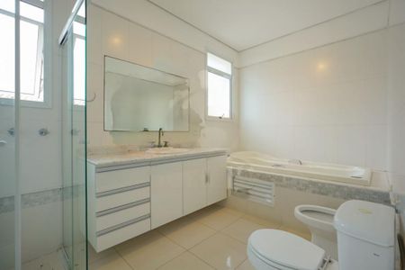 Casa à venda com 575m², 4 quartos e 10 vagas