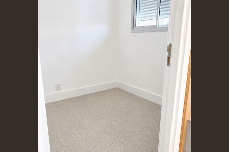 Quarto de apartamento para alugar com 2 quartos, 37m² em Lapa de Baixo, São Paulo