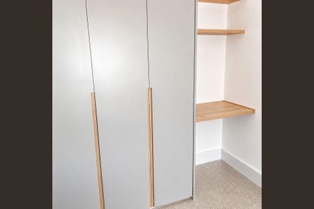Quarto de apartamento para alugar com 2 quartos, 37m² em Lapa de Baixo, São Paulo