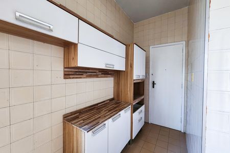 Apartamento à venda com 55m², 2 quartos e sem vaga Apartamento à venda com 55m², 2 quartos e sem vagaCozinha