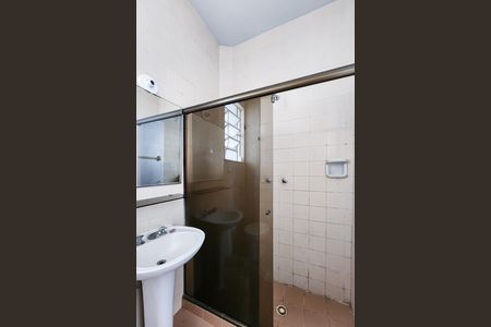 Apartamento à venda com 55m², 2 quartos e sem vaga Apartamento à venda com 55m², 2 quartos e sem vagaBanheiro