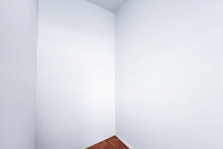 Apartamento à venda com 55m², 2 quartos e sem vaga Apartamento à venda com 55m², 2 quartos e sem vagaQuarto de Serviço
