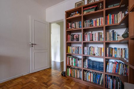 Apartamento à venda com 160m², 3 quartos e 2 vagas Apartamento à venda com 160m², 3 quartos e 2 vagasQuarto 3