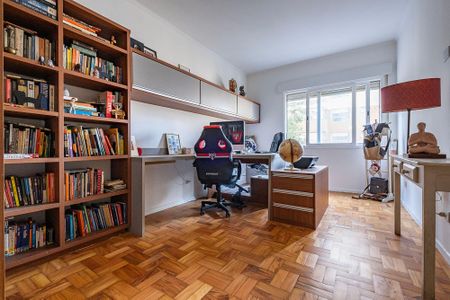 Apartamento à venda com 160m², 3 quartos e 2 vagas Apartamento à venda com 160m², 3 quartos e 2 vagasQuarto 3
