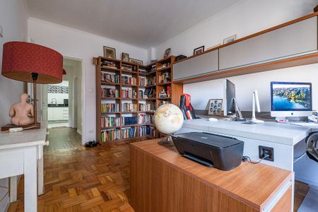 Apartamento à venda com 160m², 3 quartos e 2 vagas Apartamento à venda com 160m², 3 quartos e 2 vagasQuarto 3