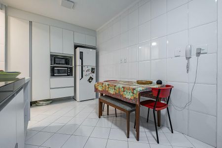 Apartamento à venda com 160m², 3 quartos e 2 vagas Apartamento à venda com 160m², 3 quartos e 2 vagasCozinha