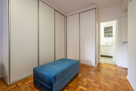 Apartamento à venda com 160m², 3 quartos e 2 vagas Apartamento à venda com 160m², 3 quartos e 2 vagasSuíte