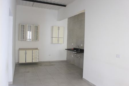 Sala  de casa para alugar com 2 quartos, 60m² em Vila Itapoan, Guarulhos