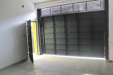 Casa para alugar com 60m², 2 quartos e 1 vagaGaragem 