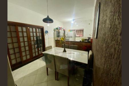 Casa à venda com 2 quartos, 109m² em Jardim Satelite, São Paulo