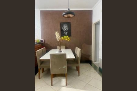 Casa à venda com 2 quartos, 109m² em Jardim Satelite, São Paulo