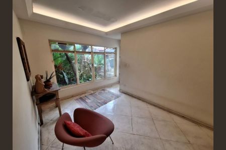 Casa à venda com 3 quartos, 197m² em Jardim Consorcio, São Paulo