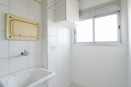 Apartamento à venda com 49m², 2 quartos e 1 vaga Apartamento à venda com 49m², 2 quartos e 1 vagaCozinha e Área de Serviço