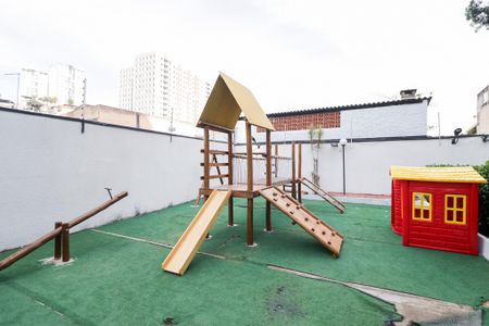 Apartamento à venda com 49m², 2 quartos e 1 vaga Apartamento à venda com 49m², 2 quartos e 1 vagaPlayground