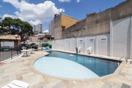 Apartamento à venda com 49m², 2 quartos e 1 vaga Apartamento à venda com 49m², 2 quartos e 1 vagaPiscina