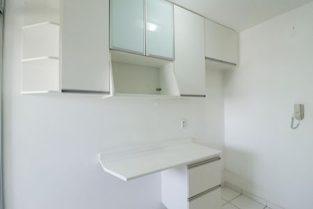 Apartamento à venda com 49m², 2 quartos e 1 vaga Apartamento à venda com 49m², 2 quartos e 1 vagaCozinha e Área de Serviço