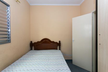 Quarto 2 de casa à venda com 3 quartos, 141m² em Vila Carmosina, São Paulo