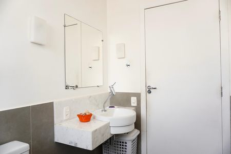 Apartamento à venda com 175m², 3 quartos e 1 vaga Apartamento à venda com 175m², 3 quartos e 1 vagaBanheiro Social 1