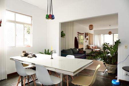 Apartamento à venda com 175m², 3 quartos e 1 vaga Apartamento à venda com 175m², 3 quartos e 1 vagaCopa