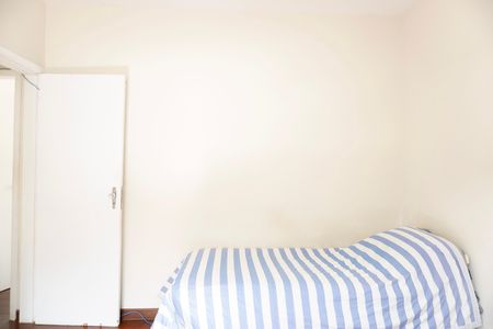 Apartamento à venda com 175m², 3 quartos e 1 vaga Apartamento à venda com 175m², 3 quartos e 1 vagaQuarto 2