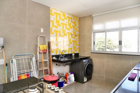 Apartamento à venda com 175m², 3 quartos e 1 vaga Apartamento à venda com 175m², 3 quartos e 1 vagaCozinha e área de serviço - Cobertura
