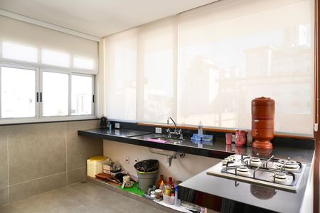 Apartamento à venda com 175m², 3 quartos e 1 vaga Apartamento à venda com 175m², 3 quartos e 1 vagaCozinha e área de serviço - Cobertura