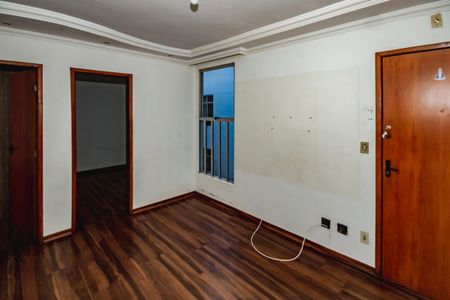 Apartamento para alugar com 2 quartos, 44m² em Heliópolis, Belo Horizonte