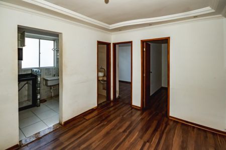 Apartamento para alugar com 2 quartos, 44m² em Heliópolis, Belo Horizonte