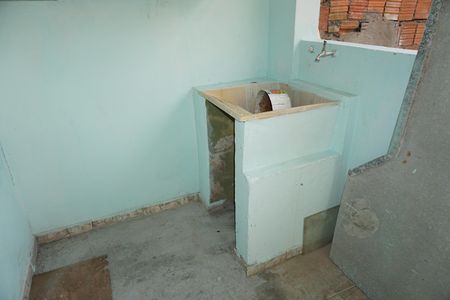Casa para alugar com 100m², 2 quartos e 1 vagaÁrea de serviço