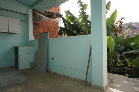 Casa para alugar com 100m², 2 quartos e 1 vagaÁrea de serviço