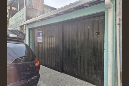 Casa para alugar com 100m², 2 quartos e 1 vaga Casa para alugar com 100m², 2 quartos e 1 vagaFachada