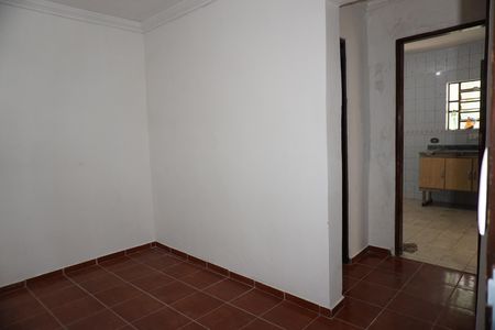 Sala de casa para alugar com 2 quartos, 100m² em Parque Luiza, Embu das Artes