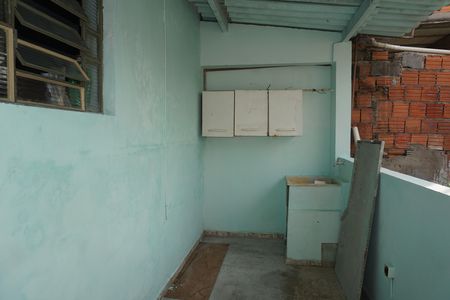 Casa para alugar com 100m², 2 quartos e 1 vagaÁrea de serviço